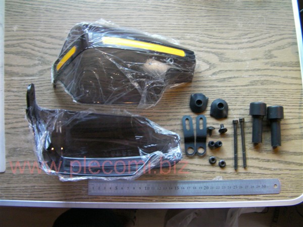 ナックルガード　ハンドルカバー　汎用　GN250　ボルティー　グラストラッカー　中国社外